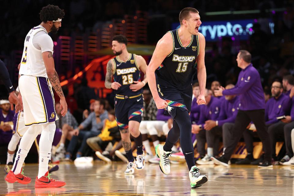 开云-这下没疑问了！NBA谁效率高一目了然！詹姆斯排历史第四 库里落榜